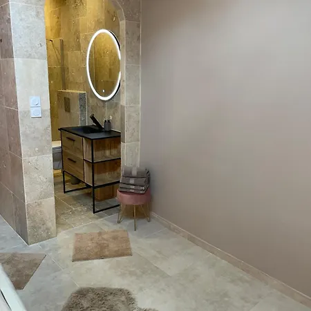 La Nuit De Reve Privative Jaccuzi Sauna 2 * Crouy