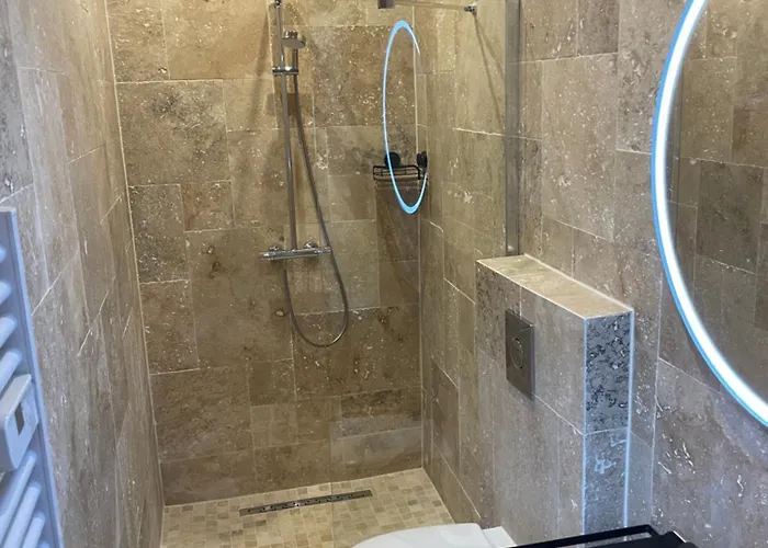 Aparthotel La Nuit De Reve Privative Jaccuzi Sauna 2 Crouy