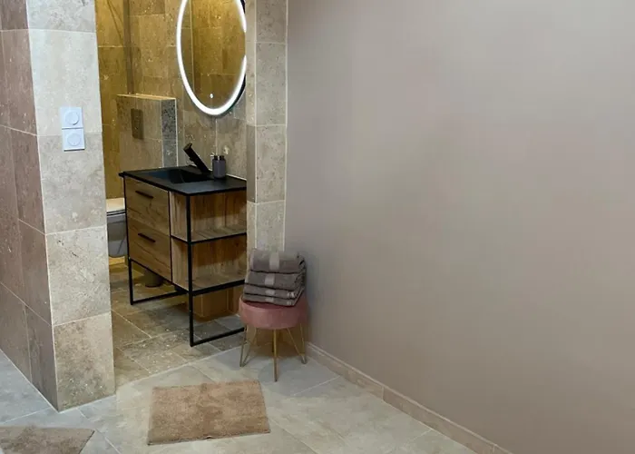 La Nuit De Reve Privative Jaccuzi Sauna 2 * Crouy